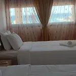La * Stéfanos