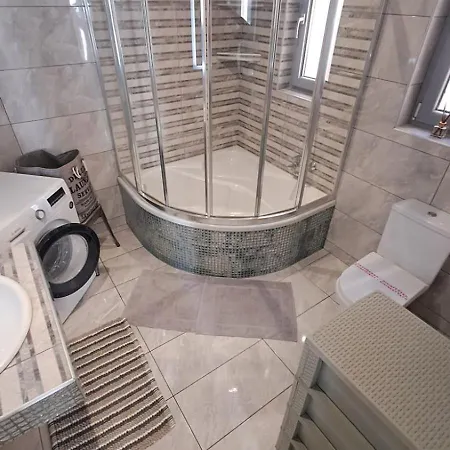 La * Stéfanos